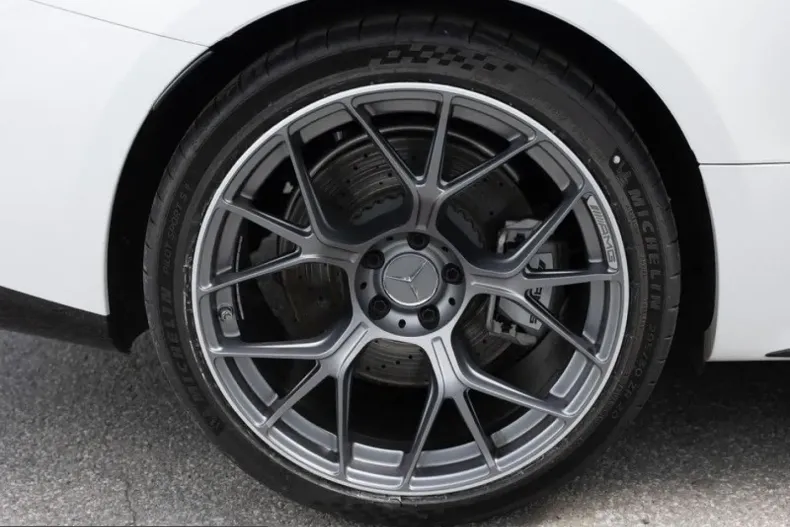 Mercedes-Benz CLE 53 AMG (Clasa CLE) din 2025 cu 12.464 km - oferta MER215308 - foto 4
