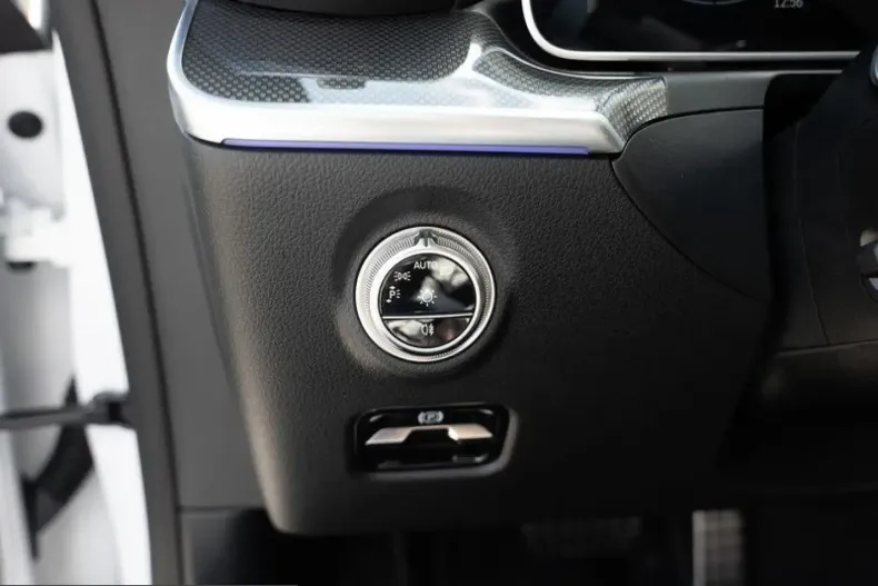 Mercedes-Benz CLE 53 AMG (Clasa CLE) din 2025 cu 12.464 km - oferta MER215308 - foto 18