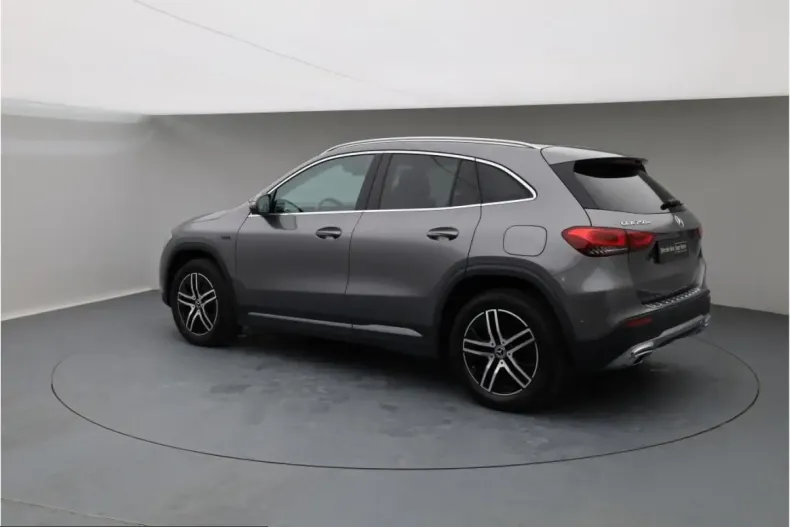 Mercedes-Benz GLA 250 (Clasa GLA) din 2021 cu 68.700 km - oferta MER215310 - foto 3