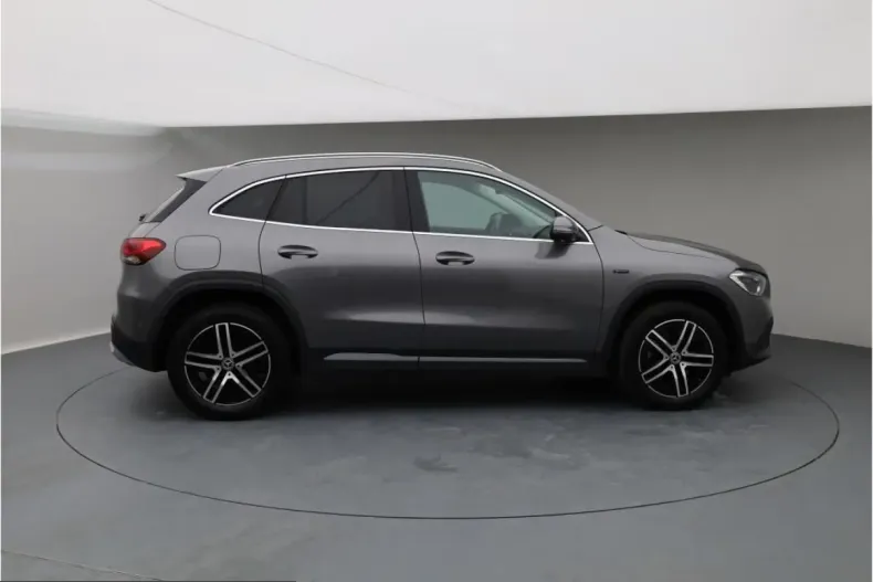 Mercedes-Benz GLA 250 (Clasa GLA) din 2021 cu 68.700 km - oferta MER215310 - foto 6