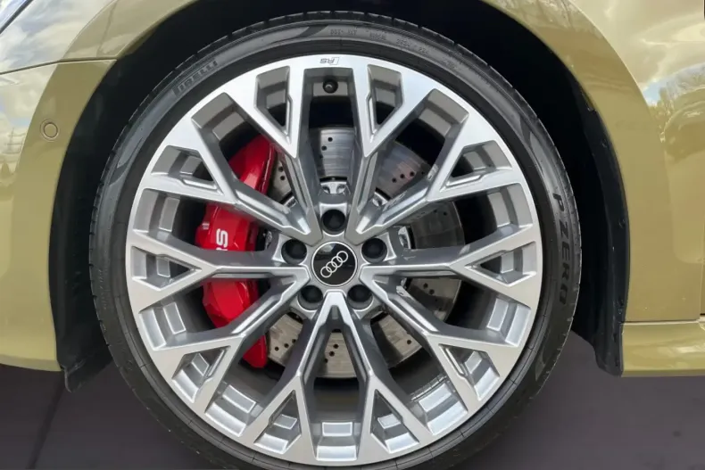 Audi RS3 din 2023 cu 33.433 km - oferta AUD215326 - foto 6