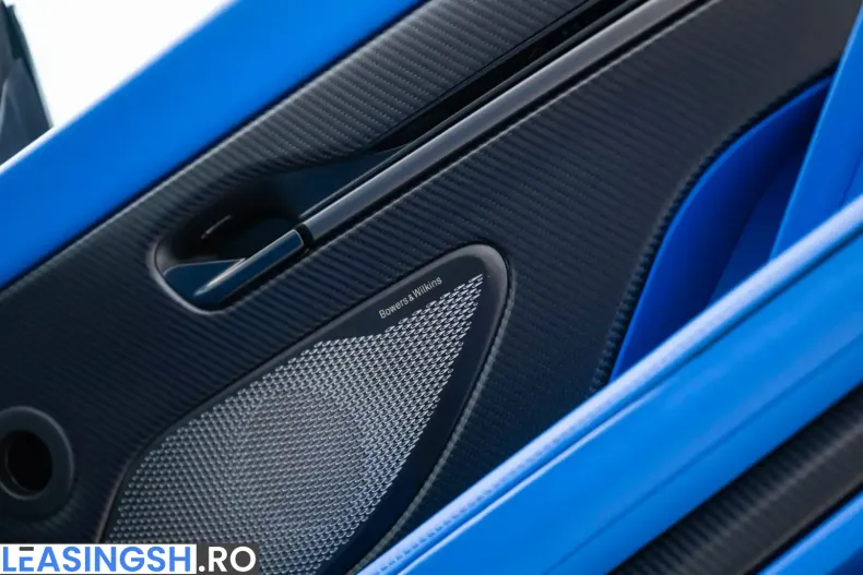 Aston Martin Vanquish din 2025 cu 8.450 km - oferta AST215327 - foto 13