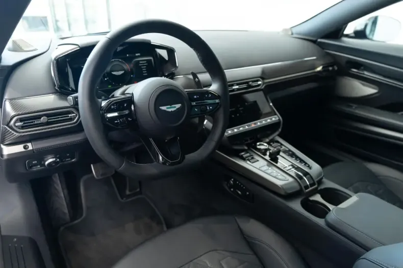 Aston Martin Vanquish din 2025 cu 7.900 km - oferta AST215331 - foto 10