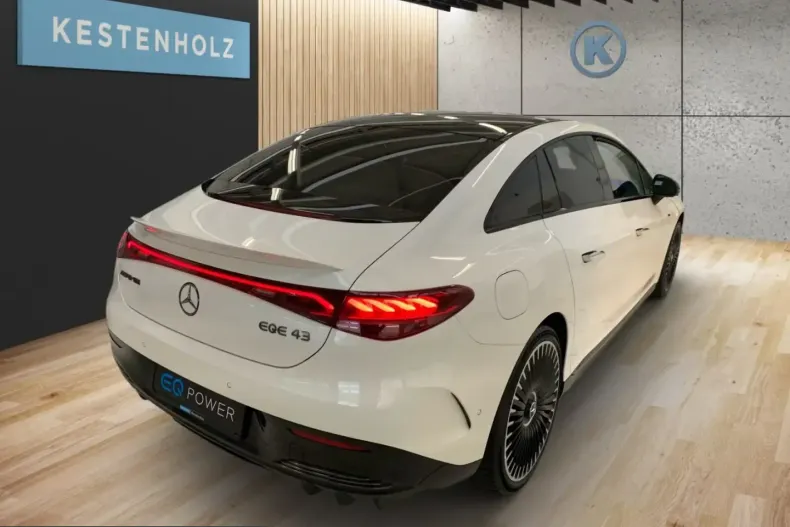 Mercedes-Benz EQE din 2023 cu 3.500 km - oferta MER215335 - foto 5