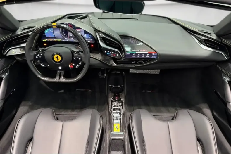 Ferrari SF90 din 2023 cu 4.365 km - oferta FER215341 - foto 18