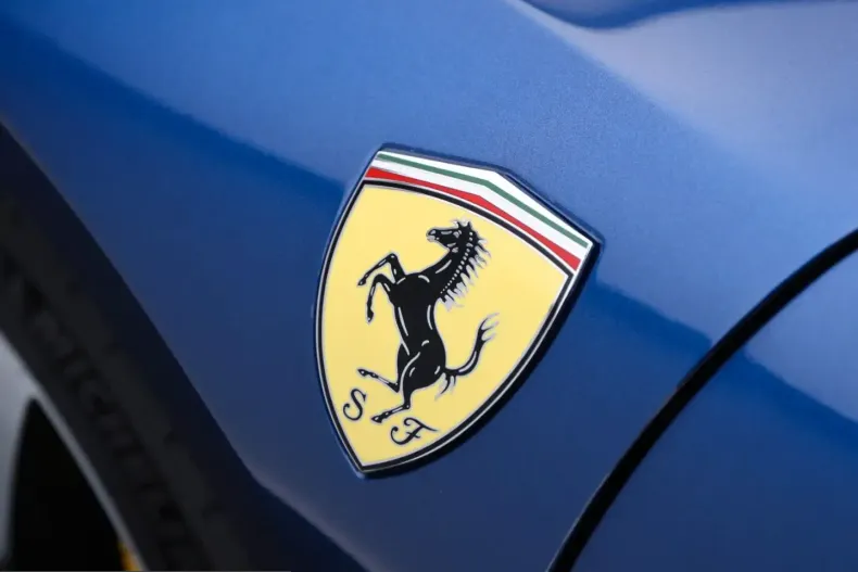 Ferrari SF90 din 2023 cu 1.600 km - oferta FER215342 - foto 25