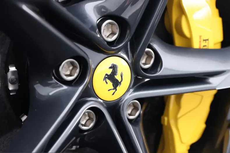 Ferrari SF90 din 2023 cu 1.600 km - oferta FER215342 - foto 27