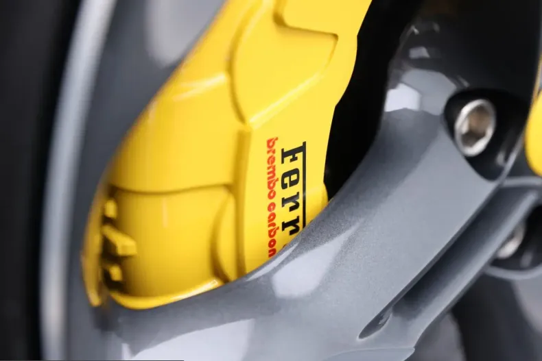 Ferrari SF90 din 2023 cu 1.600 km - oferta FER215342 - foto 28