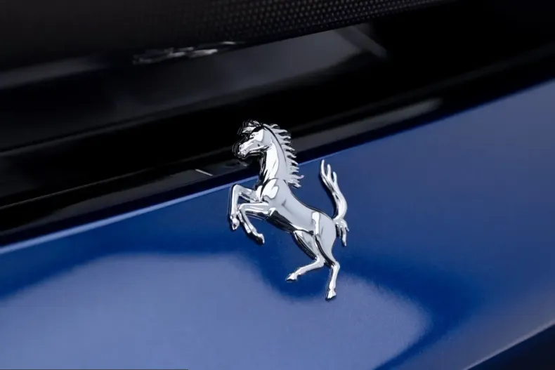 Ferrari SF90 din 2023 cu 1.600 km - oferta FER215342 - foto 36