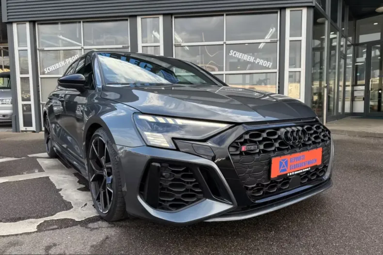 Audi RS3 din 2022 cu 86.600 km - oferta AUD215343 - foto 3