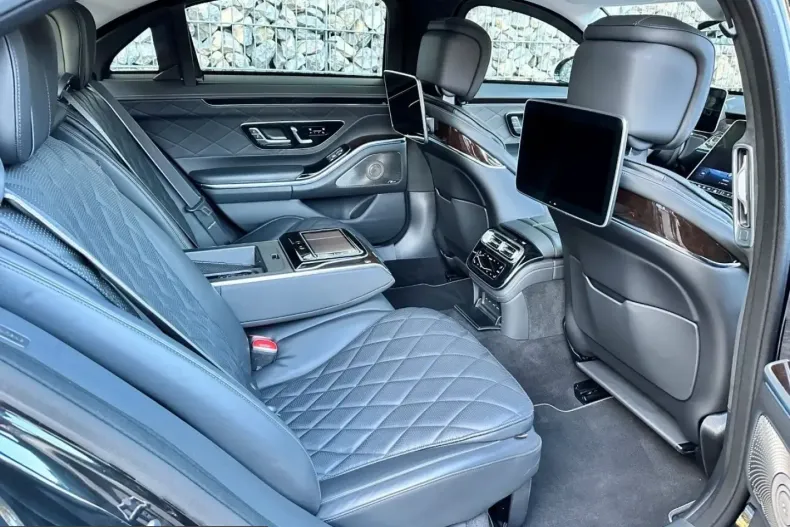 Mercedes-Benz S 680 (Clasa S) din 2022 cu 53.221 km - oferta MER215344 - foto 4
