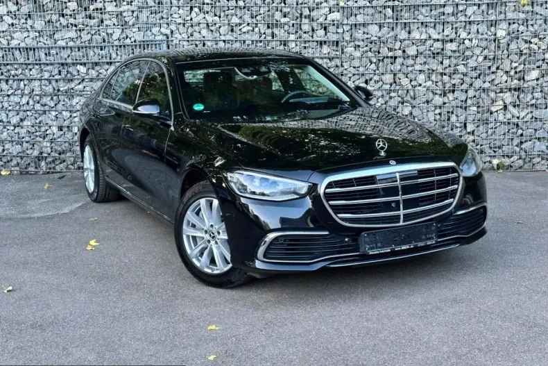 Mercedes-Benz S 680 (Clasa S) din 2022 cu 53.221 km - oferta MER215344 - foto 26