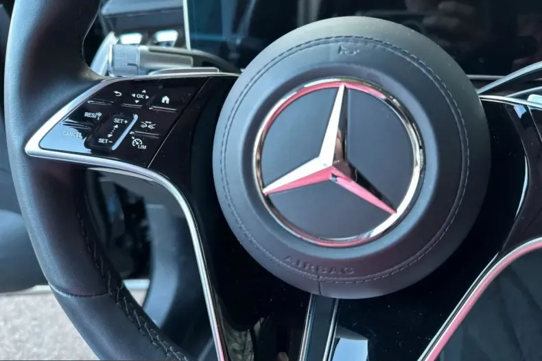 Mercedes-Benz S 680 (Clasa S) din 2022 cu 53.221 km - oferta MER215344 - foto 32