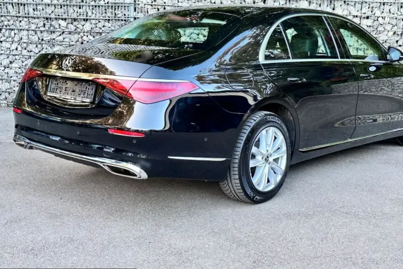 Mercedes-Benz S 680 (Clasa S) din 2022 cu 53.221 km - oferta MER215344 - foto 35