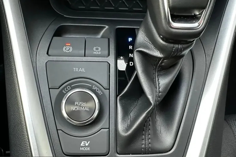 Toyota RAV4 din 2023 cu 11.505 km - oferta TOY215347 - foto 18