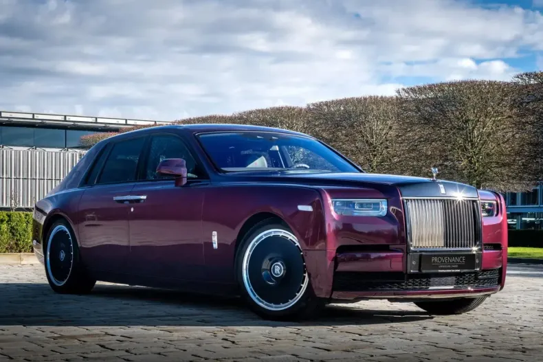 Rolls-Royce Phantom din 2023 cu 12.067 km - oferta ROL215348 - foto 1