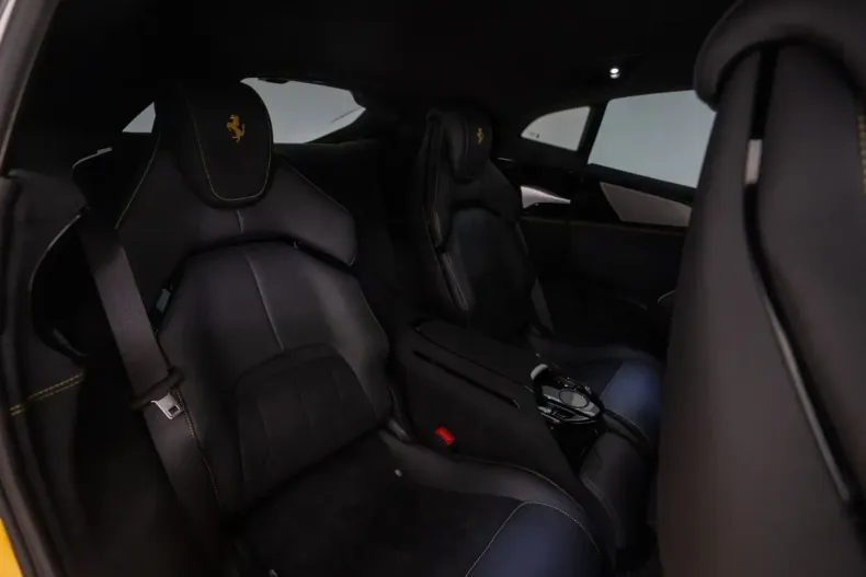 Ferrari Purosangue din 2025 cu 3.090 km - oferta FER215352 - foto 43