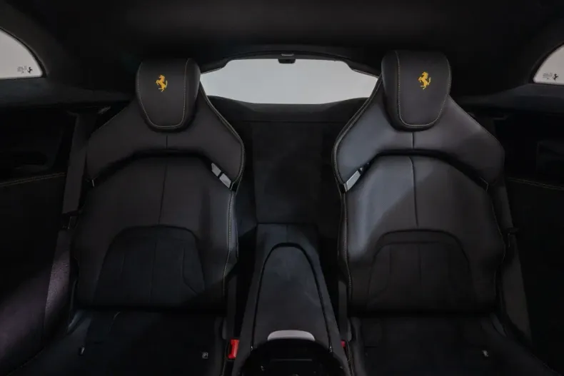 Ferrari Purosangue din 2025 cu 3.090 km - oferta FER215352 - foto 48