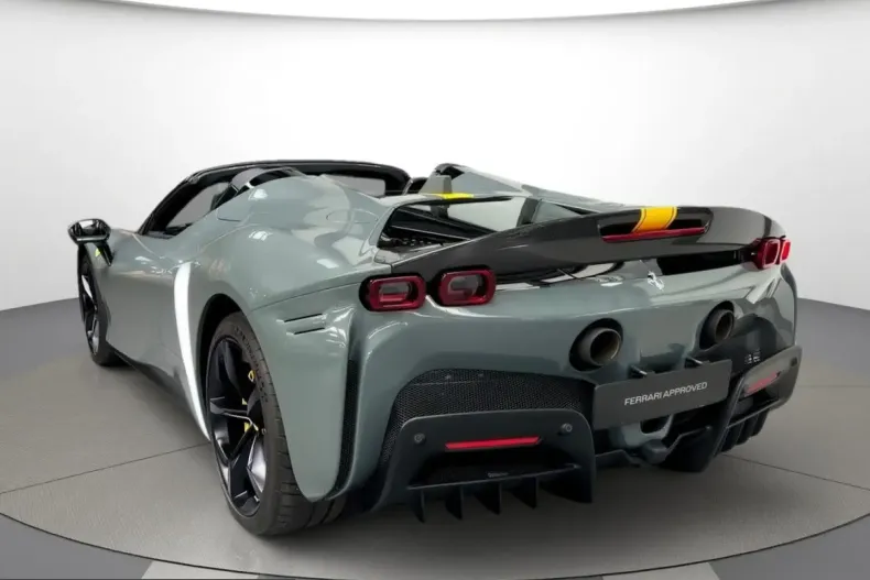 Ferrari SF90 din 2025 cu 2.100 km - oferta FER215355 - foto 6