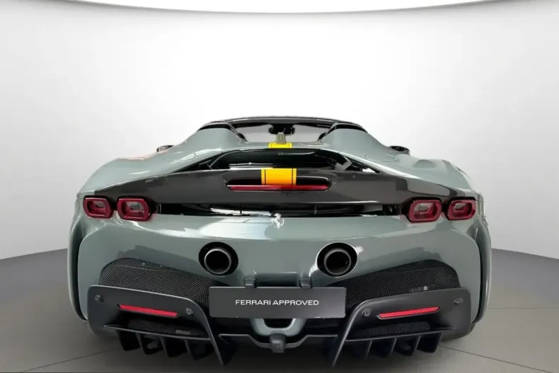 Ferrari SF90 din 2025 cu 2.100 km - oferta FER215355 - foto 9