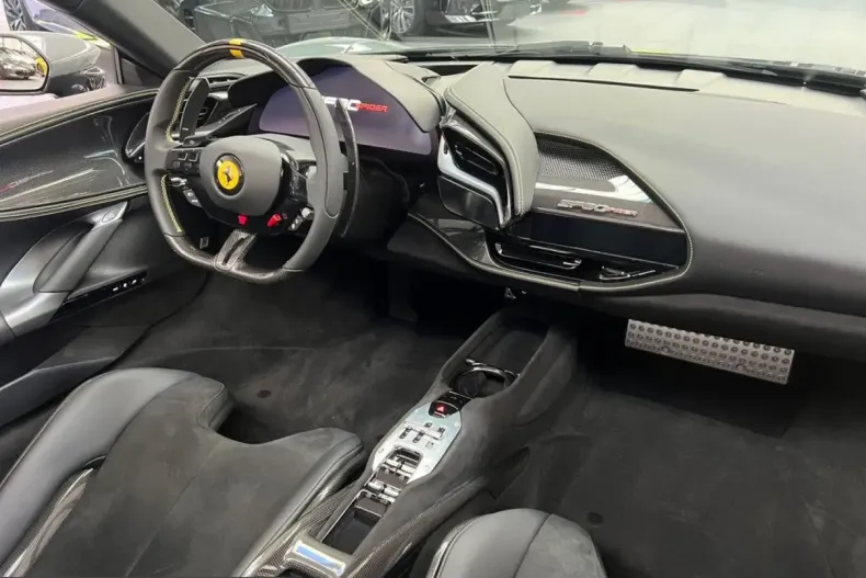 Ferrari SF90 din 2025 cu 2.100 km - oferta FER215355 - foto 20