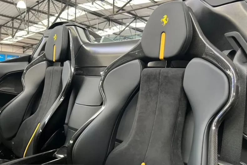 Ferrari SF90 din 2025 cu 2.100 km - oferta FER215355 - foto 25