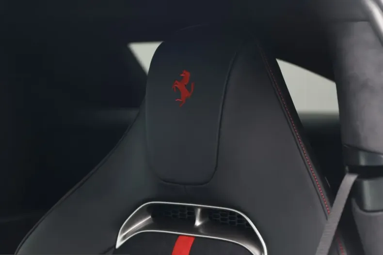 Ferrari 12Cilindri din 2025 cu 2.700 km - oferta FER215357 - foto 11