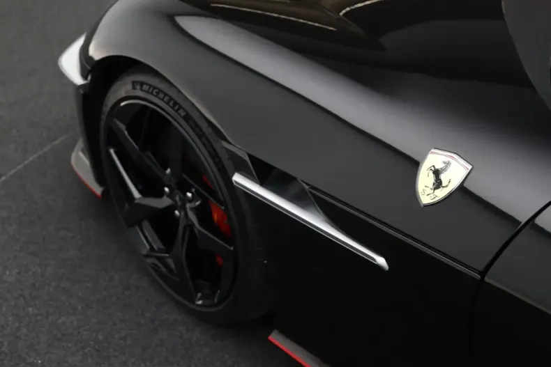 Ferrari 12Cilindri din 2025 cu 2.700 km - oferta FER215357 - foto 26