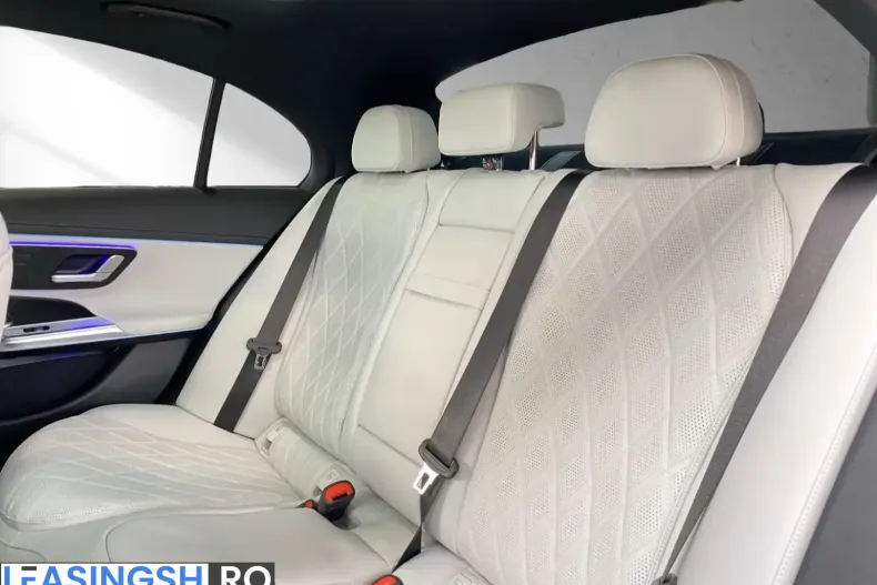 Mercedes-Benz E 450 (Clasa E) din 2026 cu 6.000 km - oferta MER215360 - foto 10