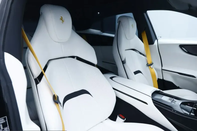 Ferrari Purosangue din 2025 cu 3.100 km - oferta FER215362 - foto 8
