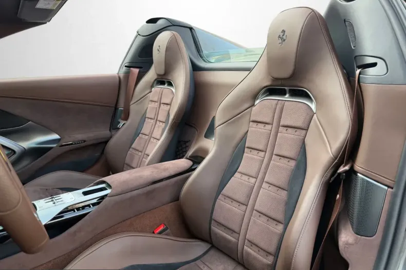 Ferrari 12Cilindri din 2025 cu 3.600 km - oferta FER215365 - foto 22