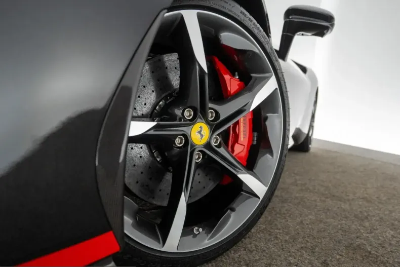 Ferrari SF90 din 2024 cu 1.490 km - oferta FER215371 - foto 32