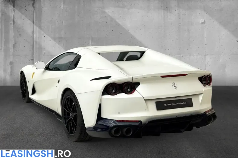 Ferrari 812 din 2023 cu 2.900 km - oferta FER215376 - foto 5
