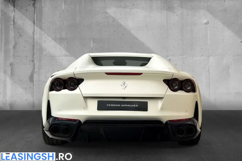 Ferrari 812 din 2023 cu 2.900 km - oferta FER215376 - foto 6
