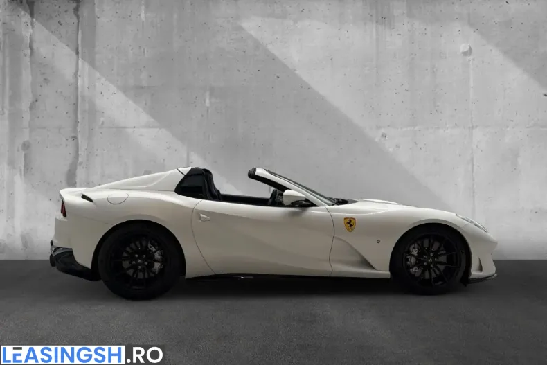 Ferrari 812 din 2023 cu 2.900 km - oferta FER215376 - foto 10