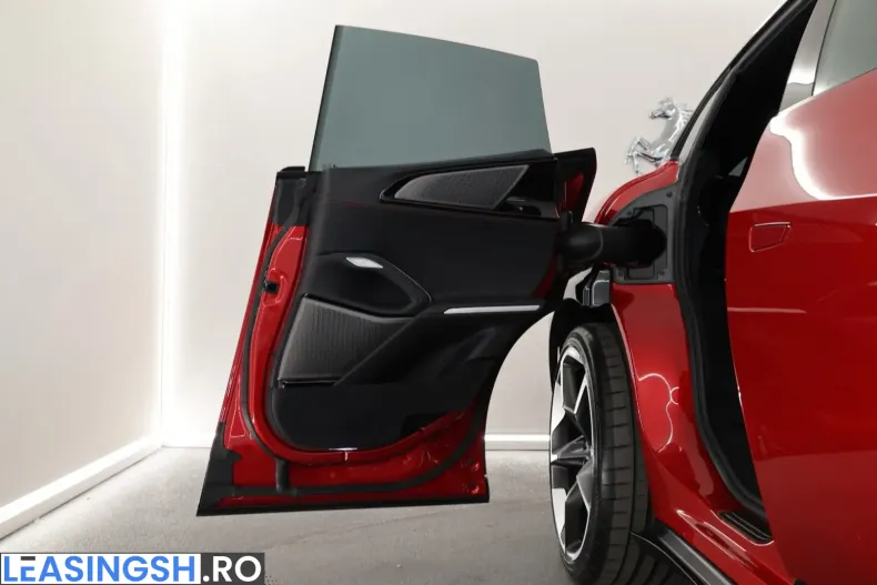 Ferrari Purosangue din 2025 cu 2.747 km - oferta FER215380 - foto 18