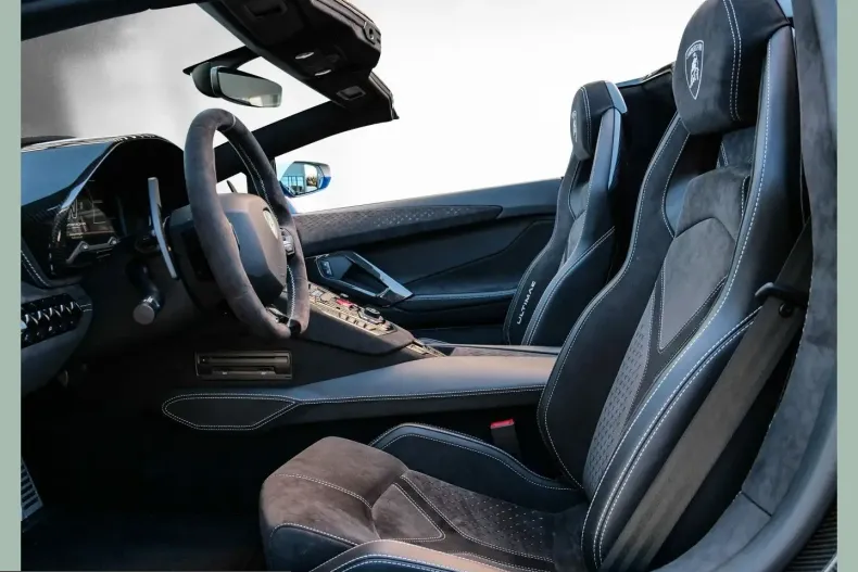 Lamborghini Aventador din 2022 cu 1.150 km - oferta LAM215381 - foto 11