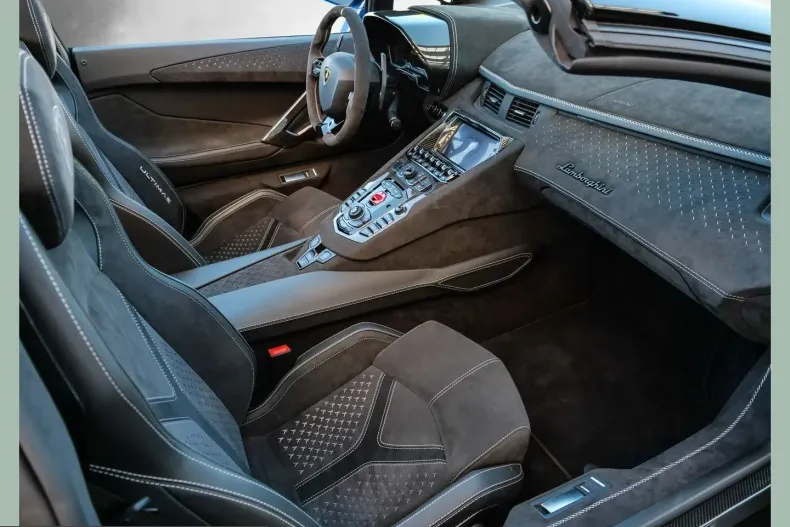 Lamborghini Aventador din 2022 cu 1.150 km - oferta LAM215381 - foto 15