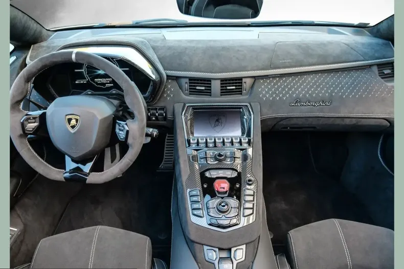Lamborghini Aventador din 2022 cu 1.150 km - oferta LAM215381 - foto 17