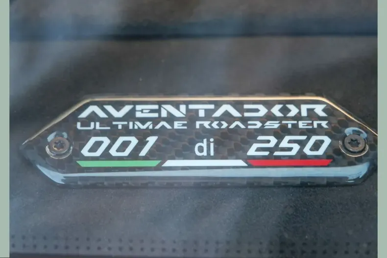 Lamborghini Aventador din 2022 cu 1.150 km - oferta LAM215381 - foto 30