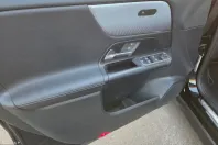 Mercedes-Benz GLB 180 (Clasa GLB) din 2022 cu 68.000 km - oferta MER215383 - foto 17