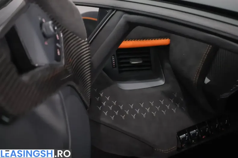 Lamborghini Aventador din 2022 cu 4.300 km - oferta LAM215384 - foto 14