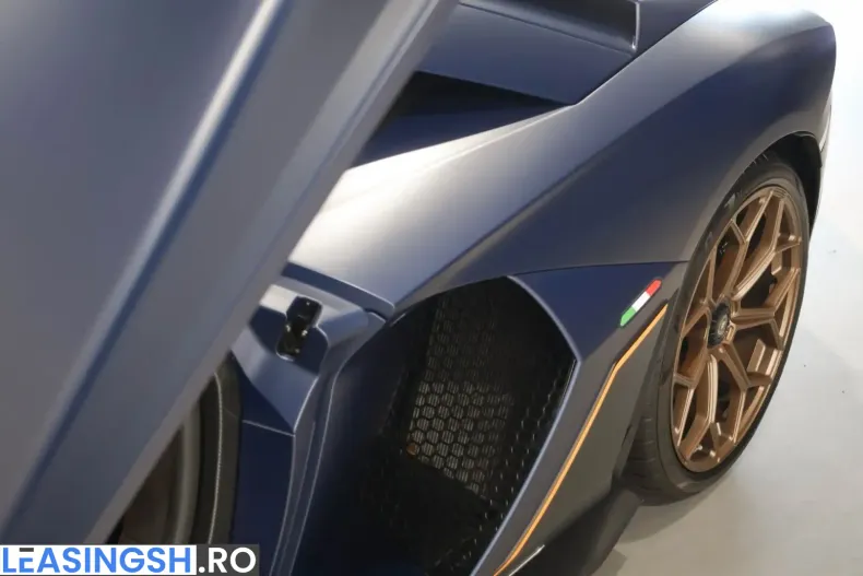Lamborghini Aventador din 2022 cu 4.300 km - oferta LAM215384 - foto 20