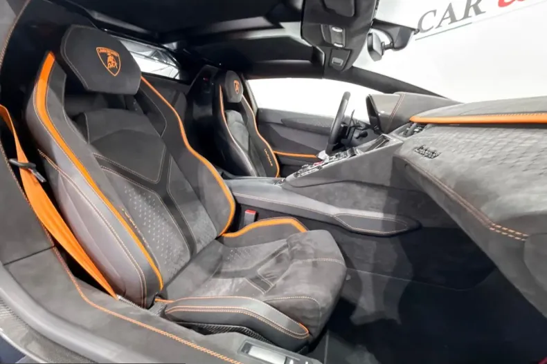Lamborghini Aventador din 2022 cu 4.300 km - oferta LAM215384 - foto 25
