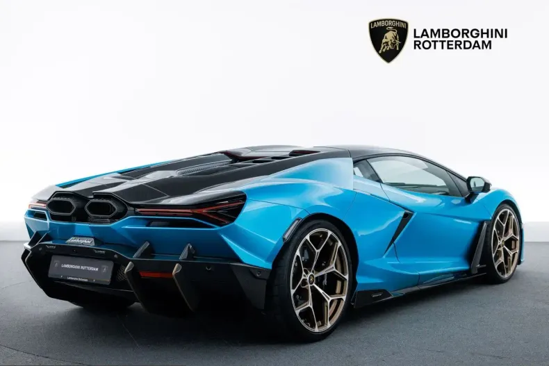 Lamborghini Revuelto din 2025 cu 1.500 km - oferta LAM215388 - foto 4