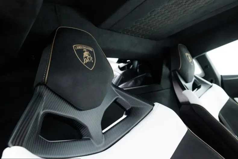Lamborghini Revuelto din 2025 cu 1.500 km - oferta LAM215388 - foto 30