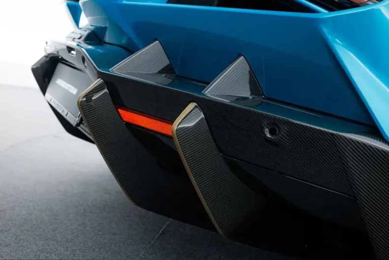 Lamborghini Revuelto din 2025 cu 1.500 km - oferta LAM215388 - foto 41