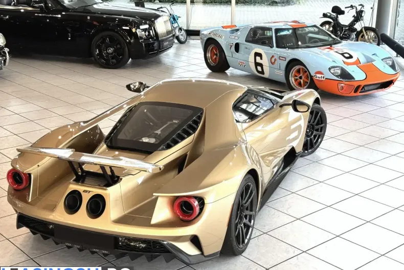 Ford GT din 2022 cu 1.651 km - oferta FOR215389 - foto 3