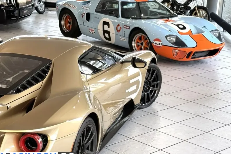 Ford GT din 2022 cu 1.651 km - oferta FOR215389 - foto 5