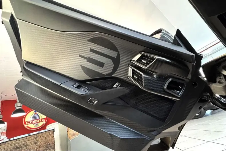 Ford GT din 2022 cu 1.651 km - oferta FOR215389 - foto 9
